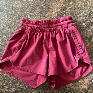 Lulu Lemon Tracker Shorts 4 Inch